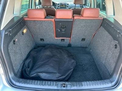 Volkswagen Tiguan 2.0 TDI DPF 4MOTION DSG Sport & Style (14)