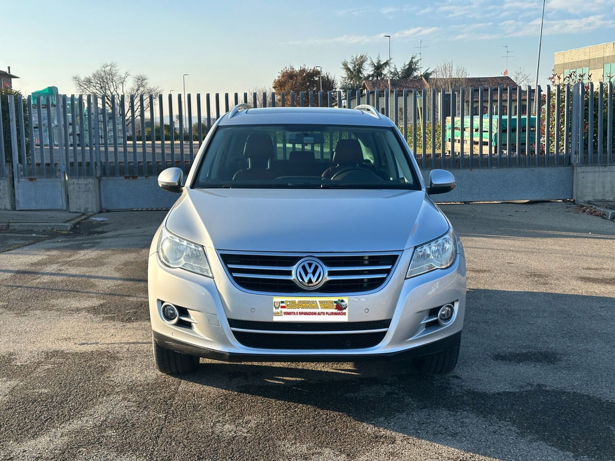 Volkswagen Tiguan 2.0 TDI DPF 4MOTION DSG Sport & Style (3)