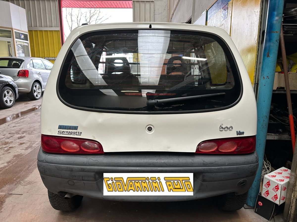 Fiat 600 1.1 Active (4)
