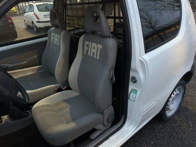 Fiat 600 1.1 Active (6)