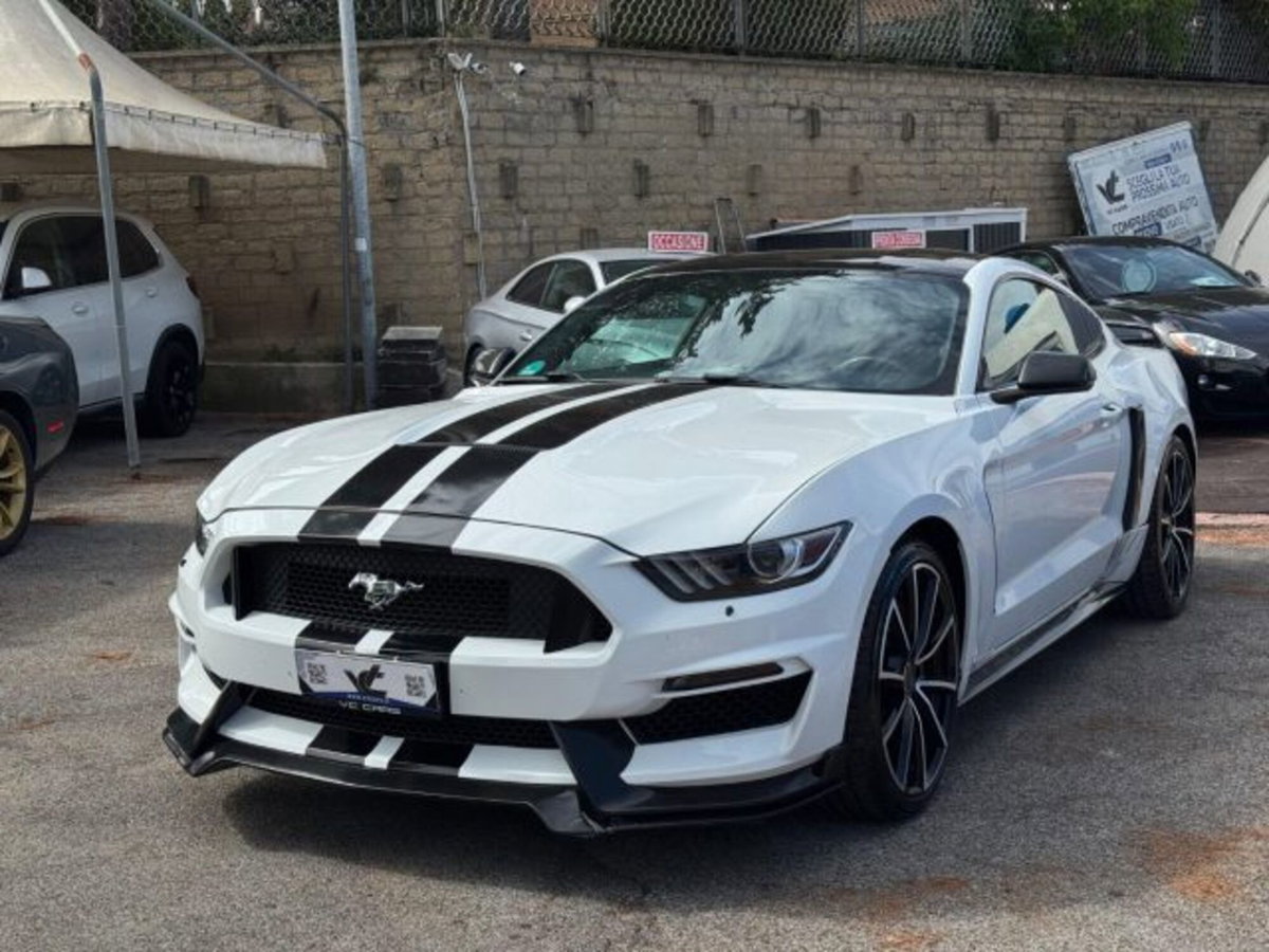 Ford Mustang Coupé Fastback 5.0 V8 TiVCT GT