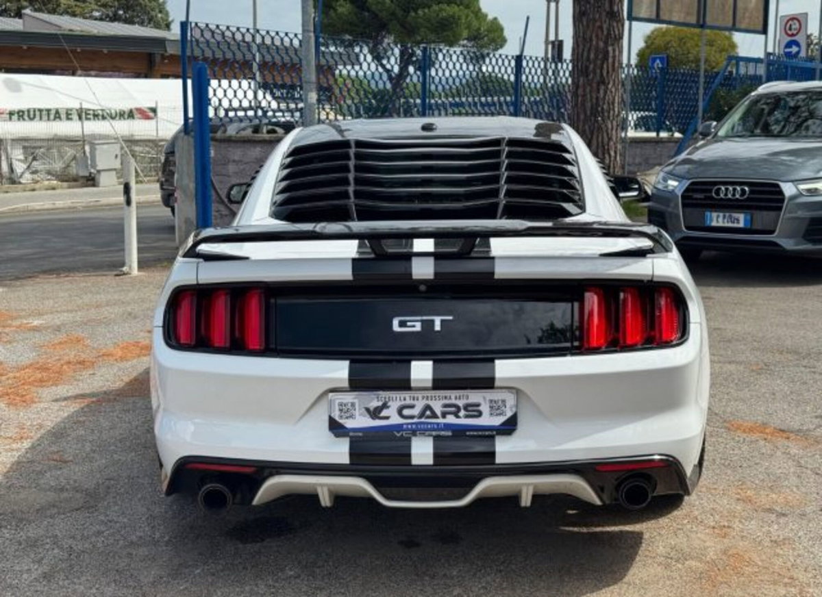 Ford Mustang Coupé Fastback 5.0 V8 TiVCT GT (5)