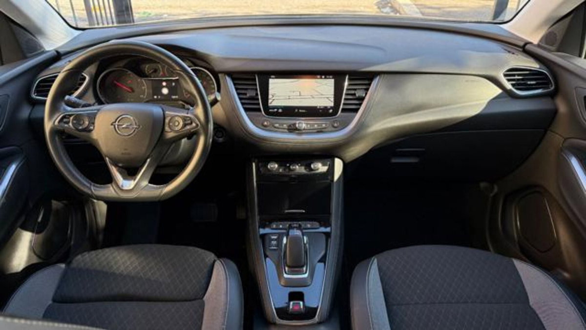 Opel Grandland X 1.6 Turbo 180 CV Start&Stop aut. Elegance (5)