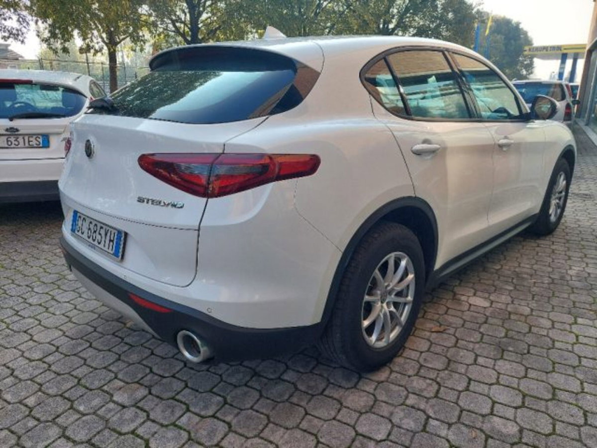 Alfa Romeo Stelvio Stelvio 2.2 Turbodiesel 160 CV AT8 RWD Super Business (4)
