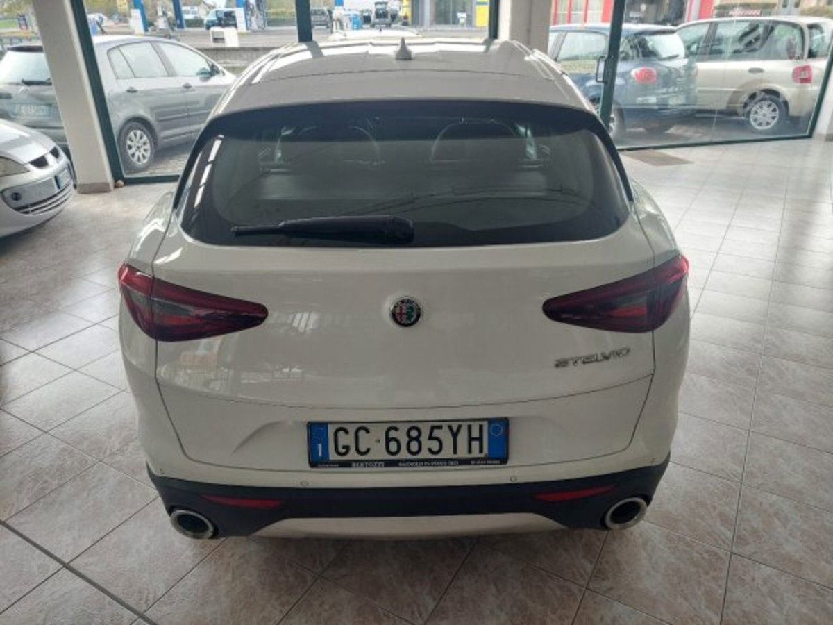 Alfa Romeo Stelvio Stelvio 2.2 Turbodiesel 160 CV AT8 RWD Super Business (10)