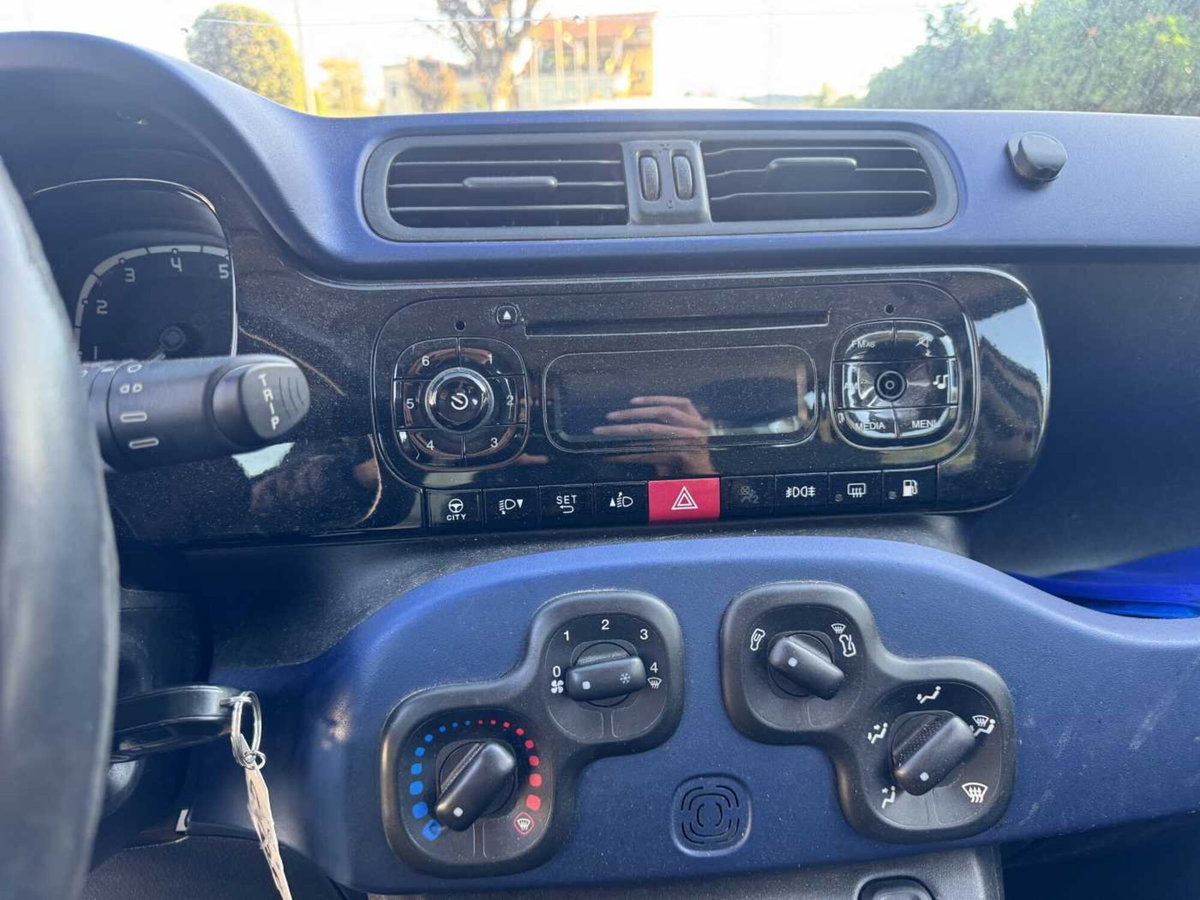 Fiat Panda 0.9 TwinAir Turbo Natural Power Lounge (10)