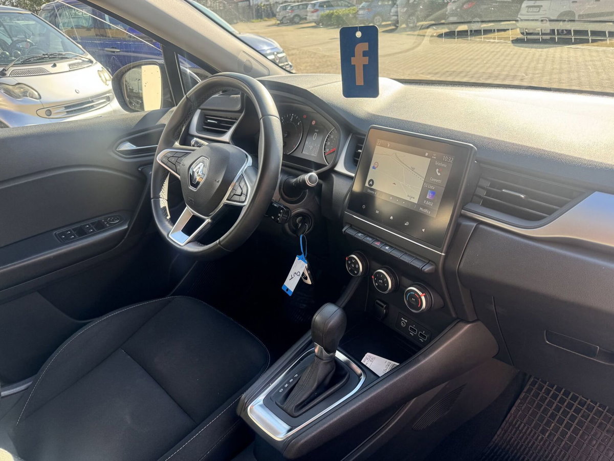 Renault Captur Blue dCi 115 CV EDC Business (15)