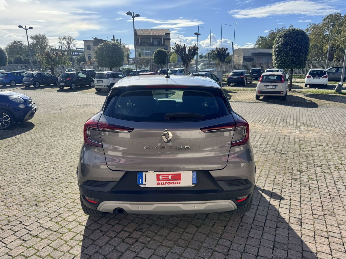 Renault Captur Blue dCi 115 CV EDC Business (5)