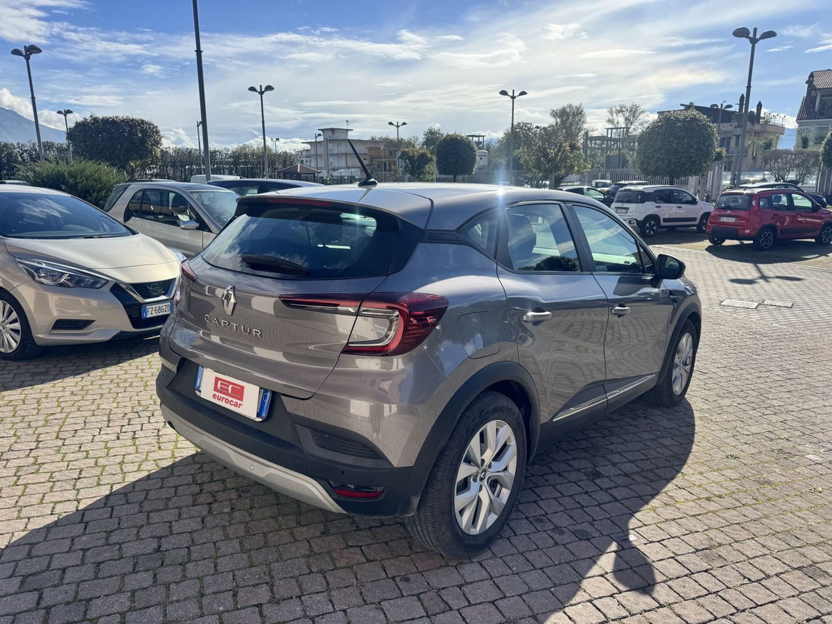 Renault Captur Blue dCi 115 CV EDC Business (6)