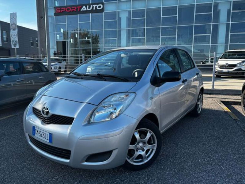 Toyota Yaris 1.0 5 porte