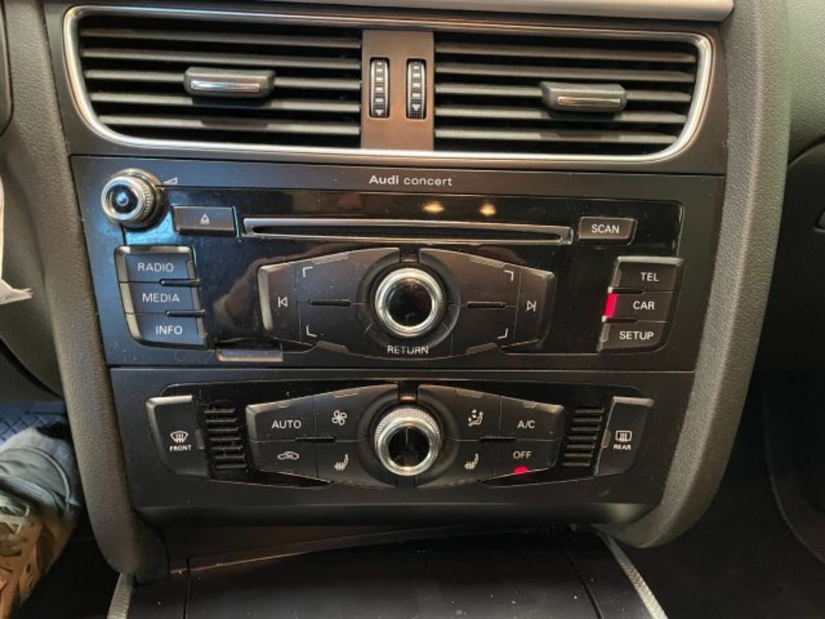 Audi A4 Allroad 2.0 TDI 190 CV S tronic (12)