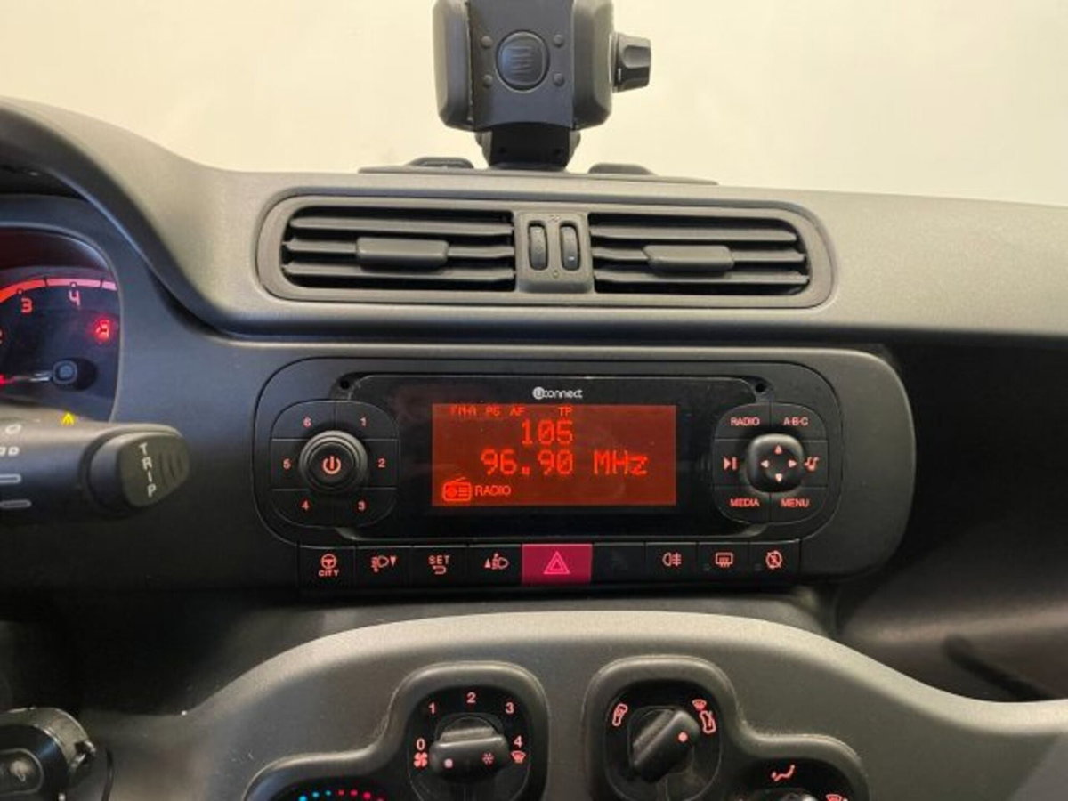 Fiat Panda 1.0 firefly hybrid s&s 70cv 5p.ti (10)