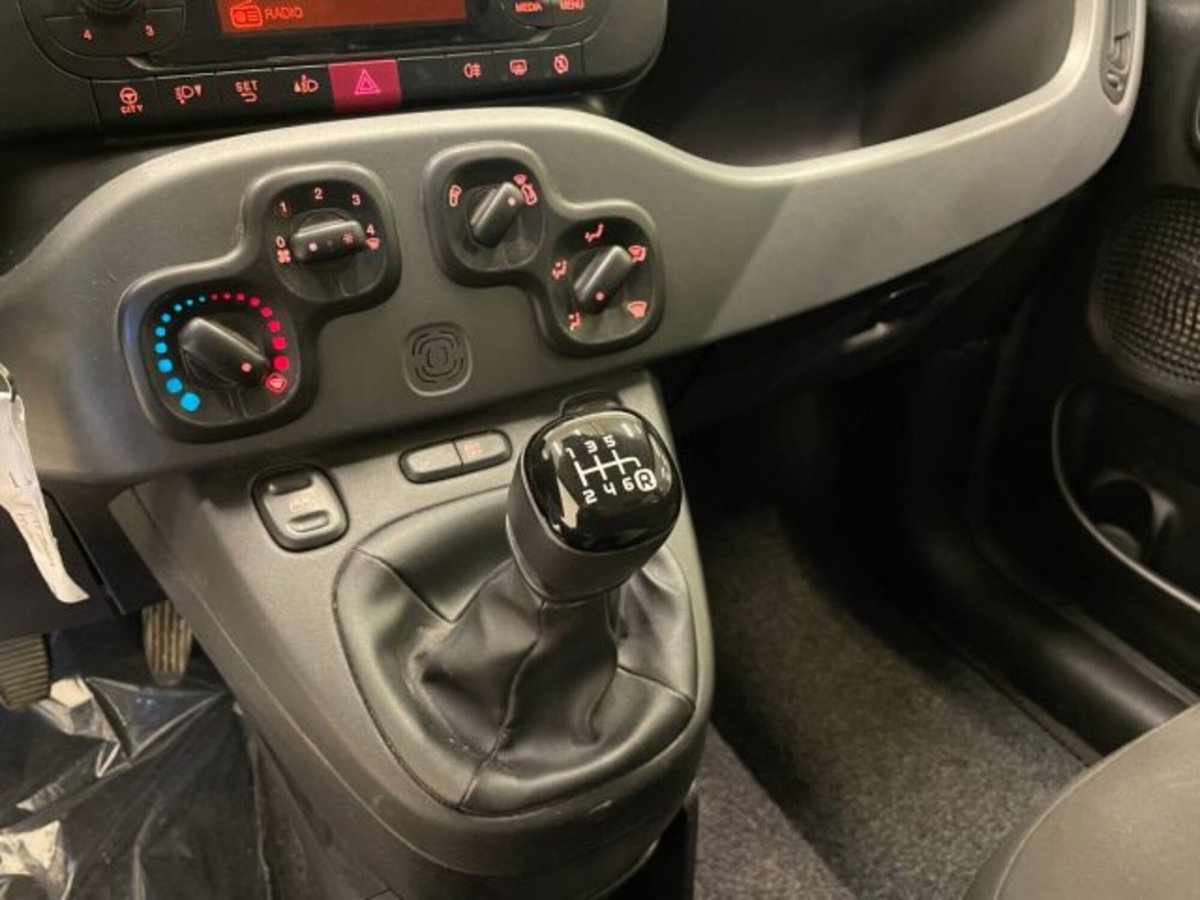 Fiat Panda 1.0 firefly hybrid s&s 70cv 5p.ti (8)