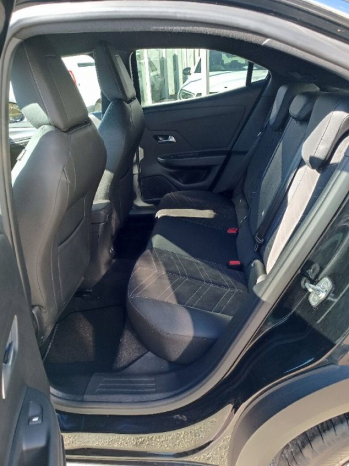 Opel Mokka 1.2 Ultimate s&s 136cv (16)