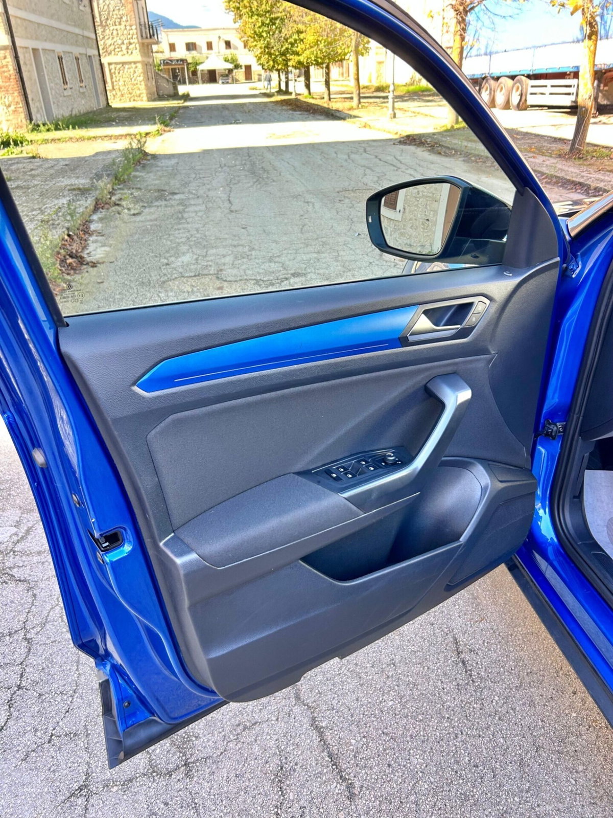 Volkswagen T-Roc 2.0 TDI SCR Advanced BlueMotion Technology (7)