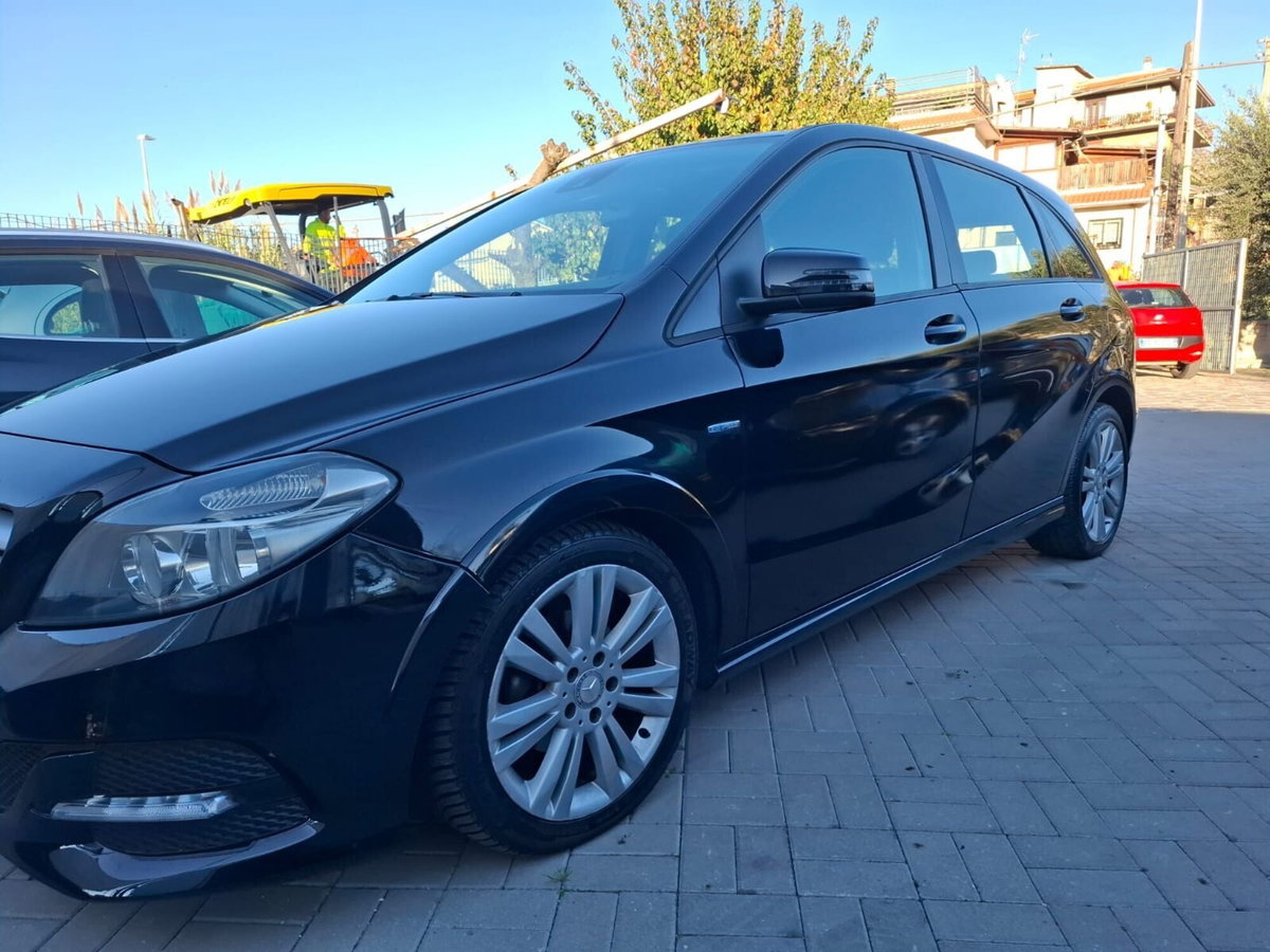 Mercedes-Benz Classe B 180 CDI Premium (3)