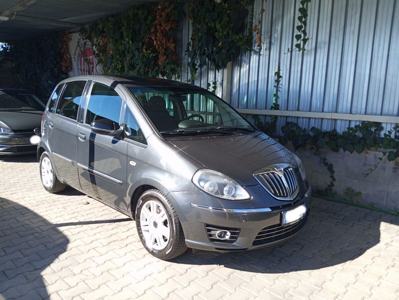 Lancia Musa 1.3 Mjt 95 CV DFN Platinum