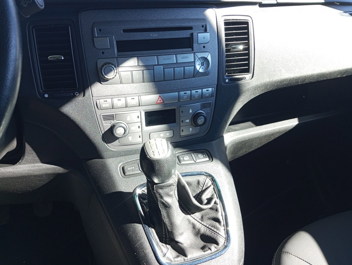 Lancia Musa 1.3 Mjt 95 CV DFN Platinum (13)