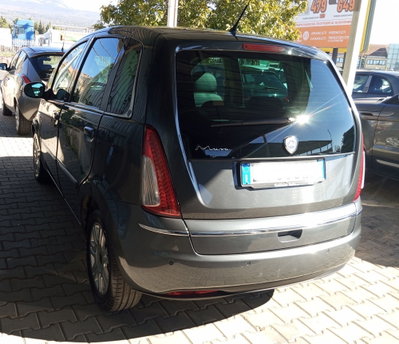 Lancia Musa 1.3 Mjt 95 CV DFN Platinum (6)
