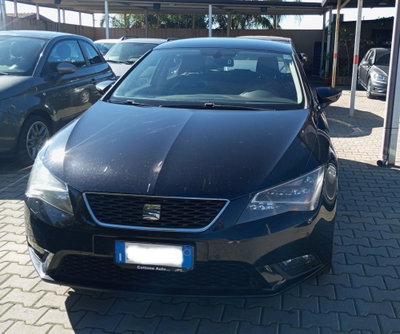 SEAT Leon 1.6 TDI 105 CV 5p. Style (4)