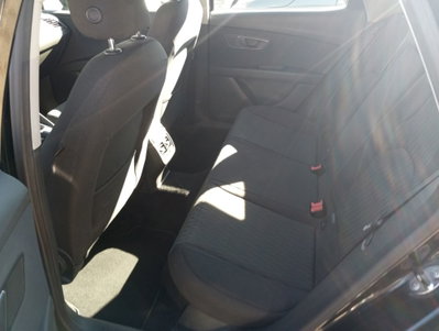 SEAT Leon 1.6 TDI 105 CV 5p. Style (9)