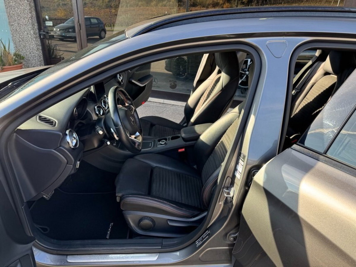 Mercedes-Benz GLA SUV 200 d Automatic Premium (6)