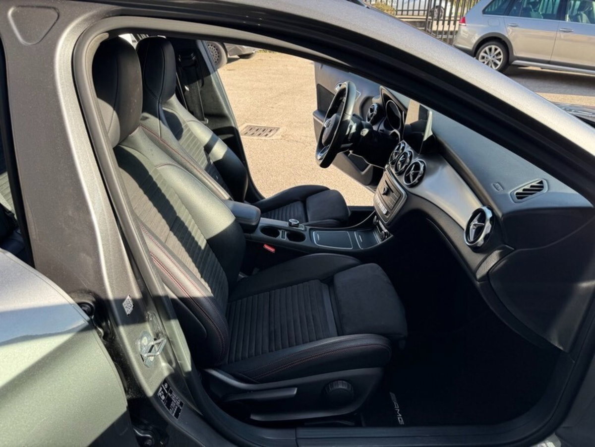 Mercedes-Benz GLA SUV 200 d Automatic Premium (8)
