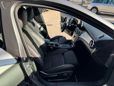 Mercedes-Benz GLA SUV 200 d Automatic Premium (8)