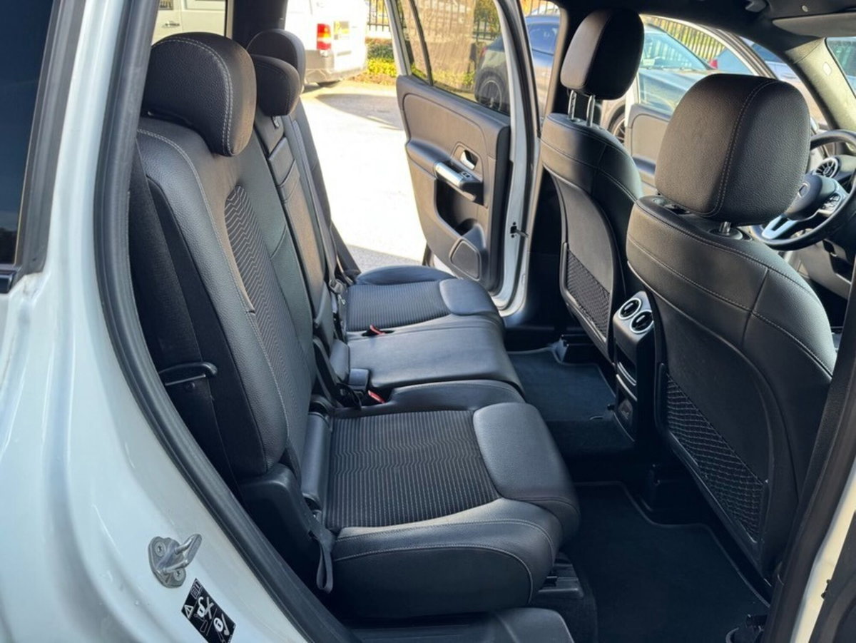 Mercedes-Benz Classe B 200 d Automatic Executive (11)