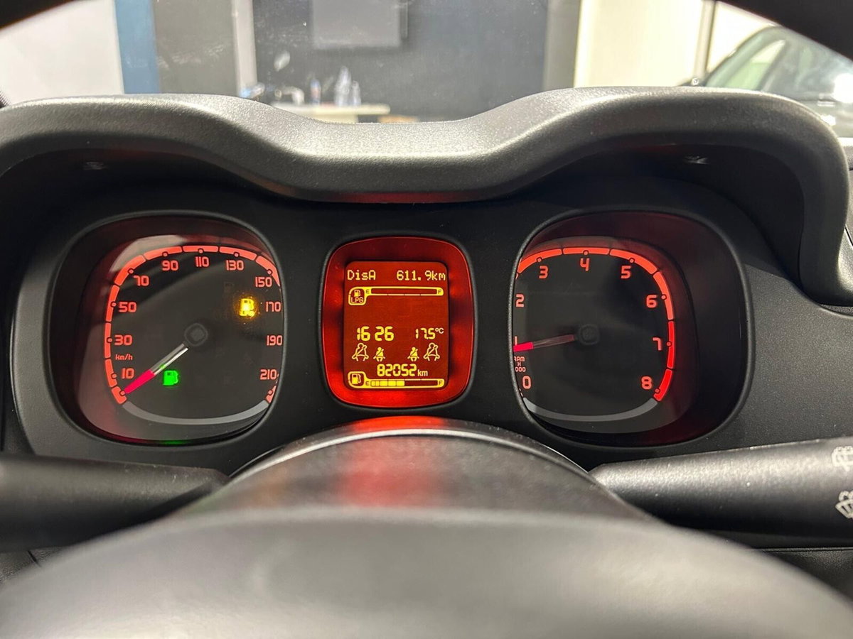 Fiat Panda 1.2 EasyPower Lounge (9)