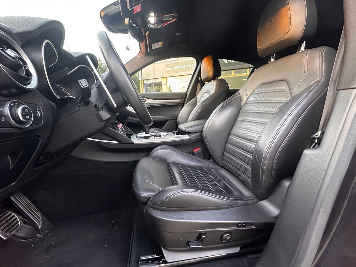 Alfa Romeo Stelvio Stelvio 2.2 Turbodiesel 210 CV AT8 Q4 Veloce (12)