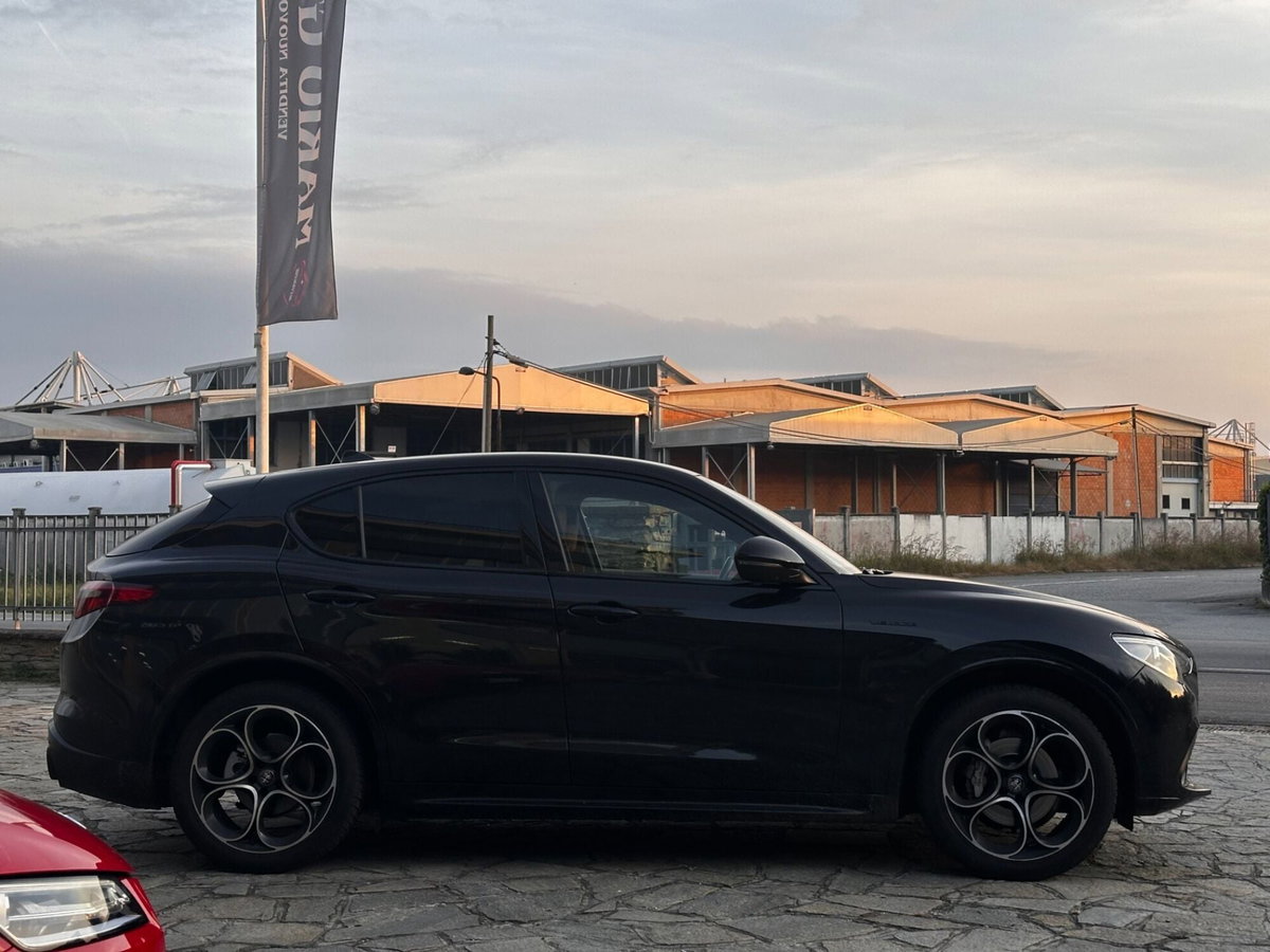 Alfa Romeo Stelvio Stelvio 2.2 Turbodiesel 210 CV AT8 Q4 Veloce (3)