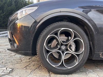 Alfa Romeo Stelvio Stelvio 2.2 Turbodiesel 210 CV AT8 Q4 Veloce (7)