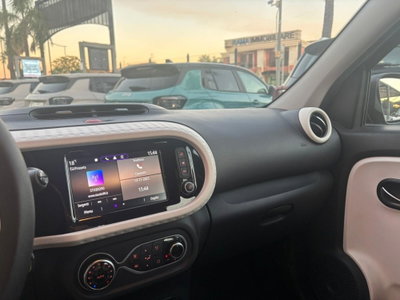 Renault Twingo 1.0 sce Urban Night 65cv (13)