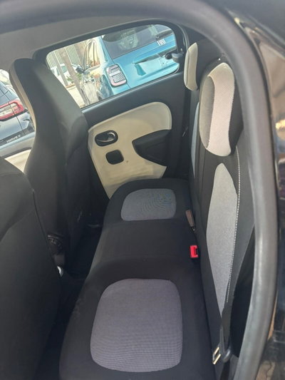Renault Twingo 1.0 sce Urban Night 65cv (8)