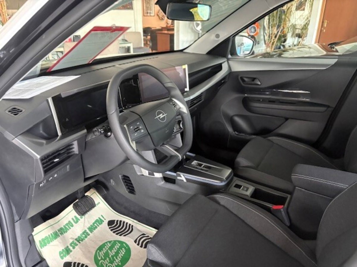 Opel Frontera 1.2 hybrid Edition 145cv edct (6)