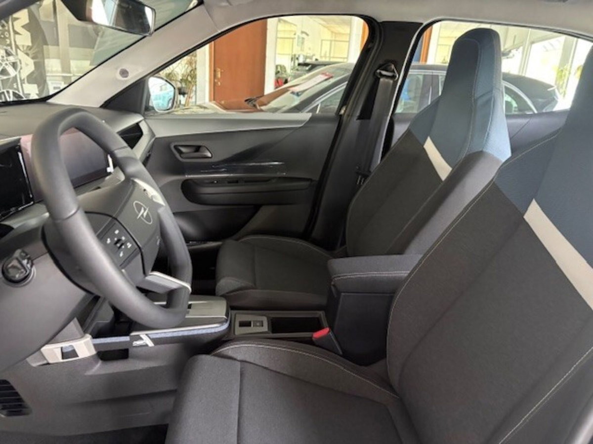 Opel Frontera 1.2 hybrid Edition 145cv edct (7)