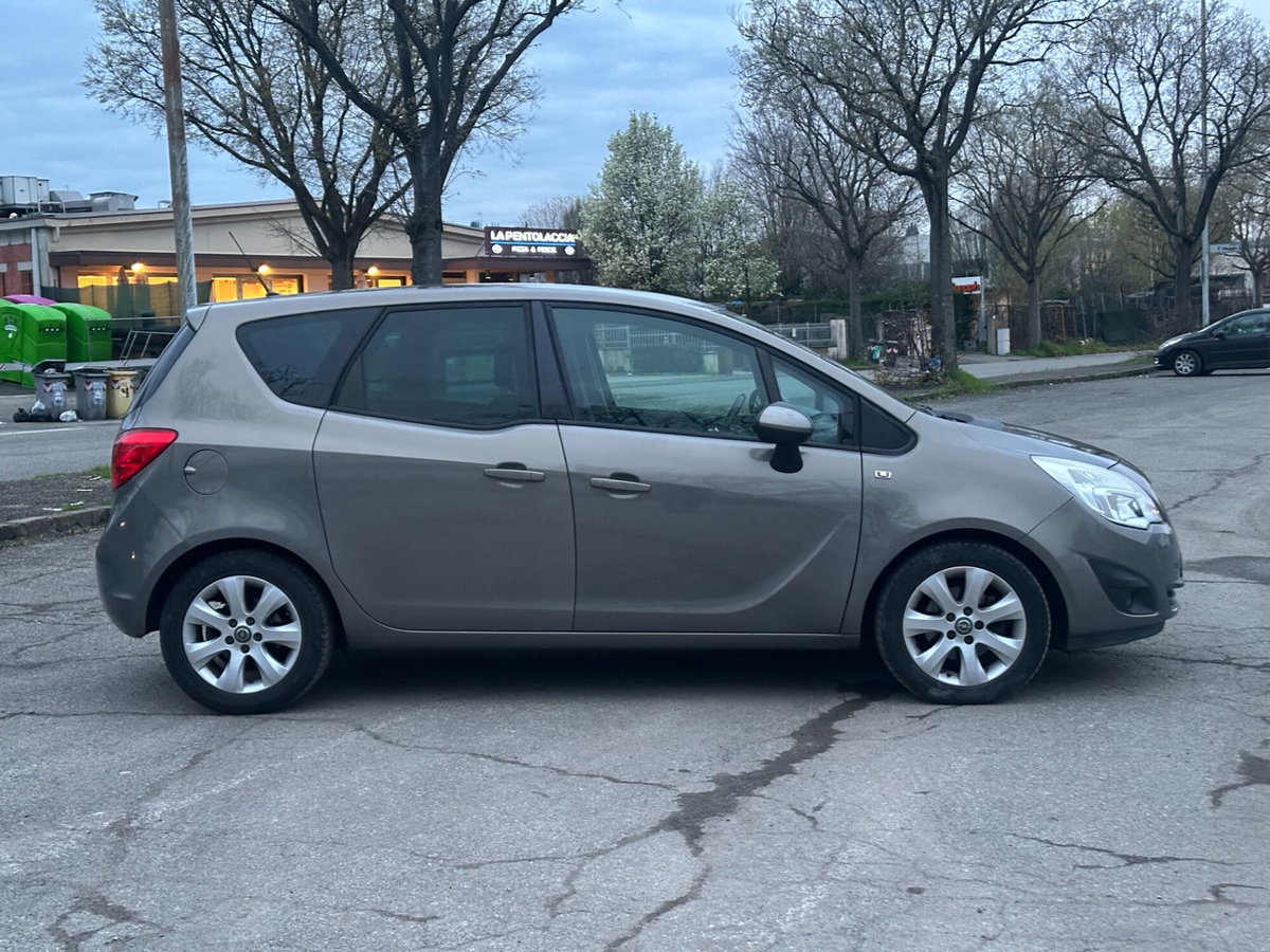 Opel Meriva 1.4 100CV Elective (4)