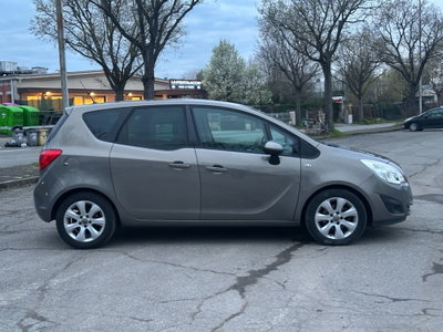 Opel Meriva 1.4 100CV Elective (4)