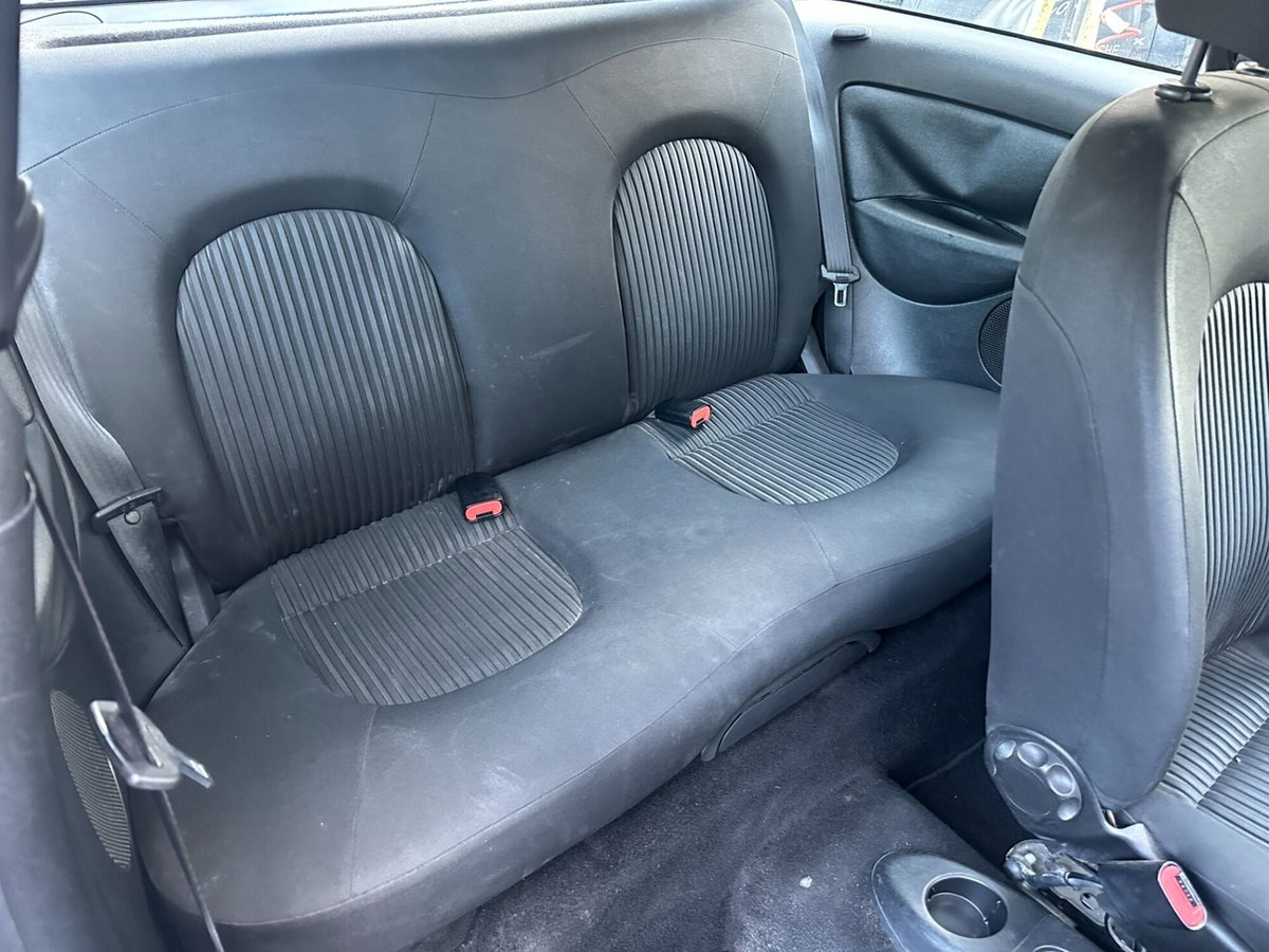 Lancia Ypsilon 1.3 MJT 75 CV Diva (15)