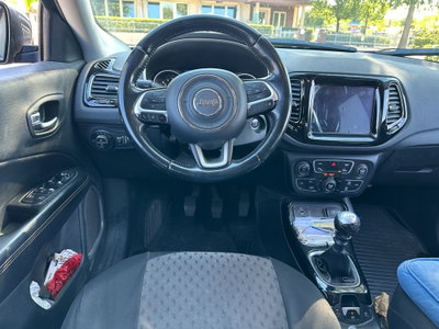 Jeep Compass 1.6 Multijet II 2WD Limited (13)