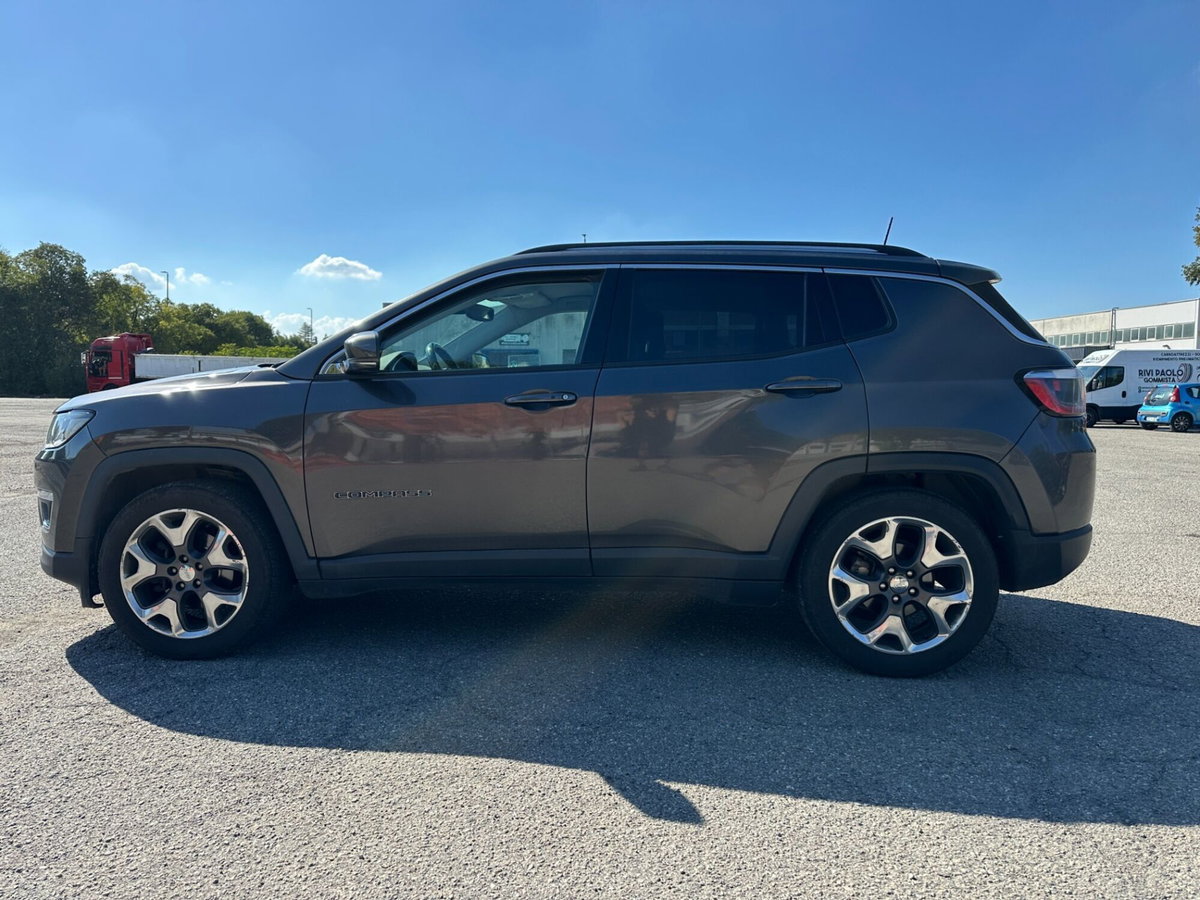 Jeep Compass 1.6 Multijet II 2WD Limited (8)