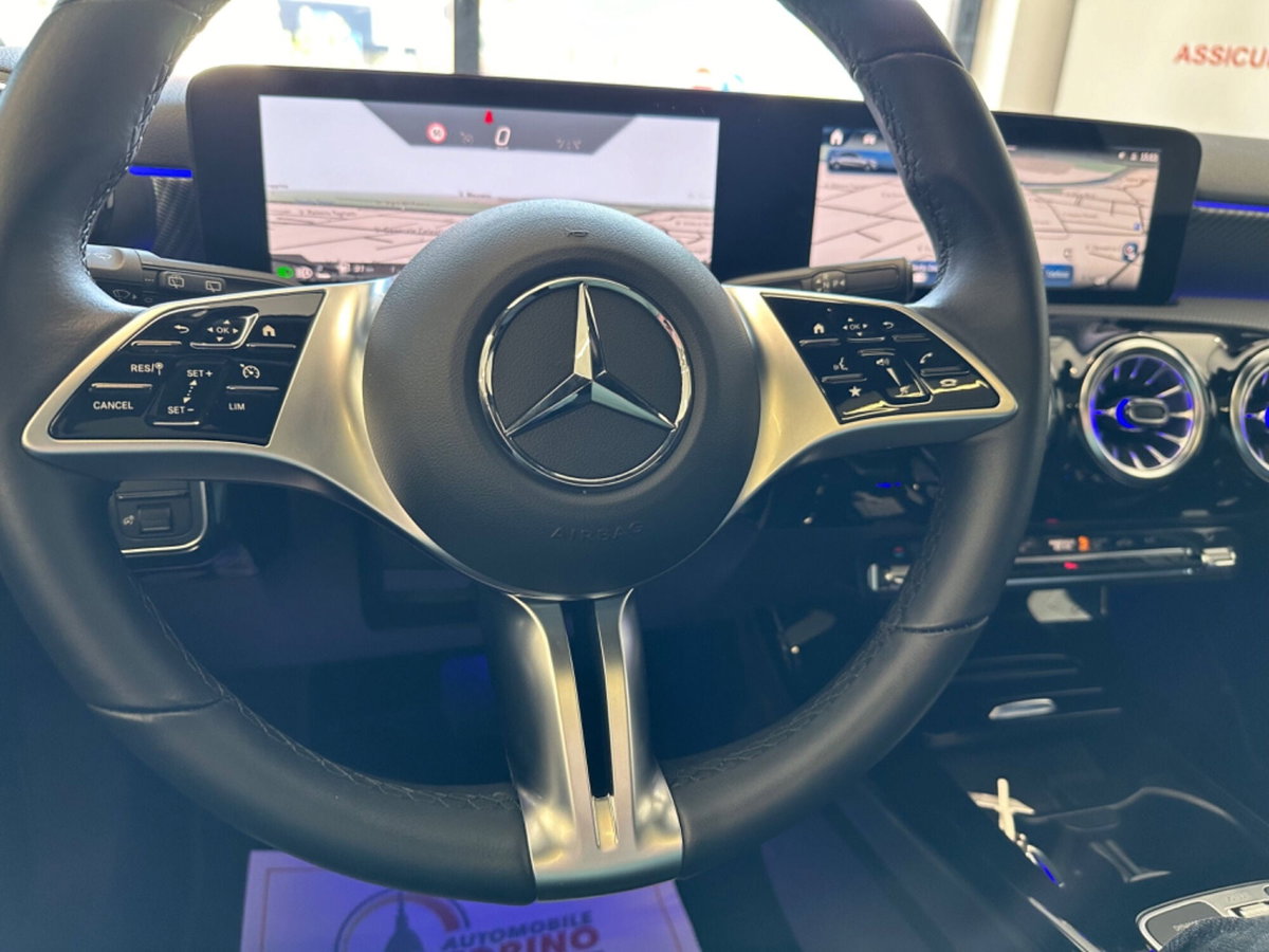 Mercedes-Benz Classe A 180 Automatic Executive (13)