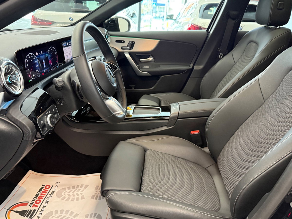 Mercedes-Benz Classe A 180 Automatic Executive (10)
