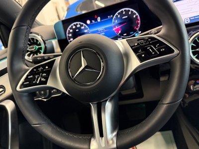 Mercedes-Benz Classe A 180 Automatic Executive (18)