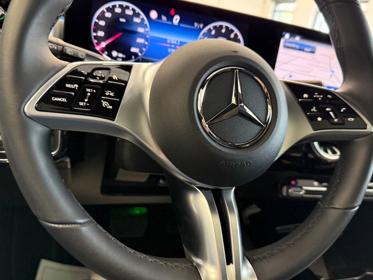 Mercedes-Benz Classe A 180 Automatic Executive (20)