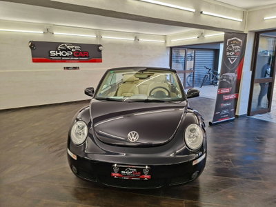 Volkswagen New Beetle Cabrio TDI 105CV (16)