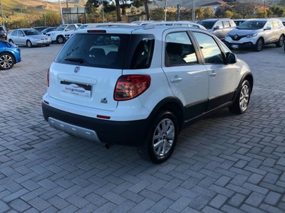 Fiat Sedici 2.0 MJT 16V DPF 4x4 Emotion (3)