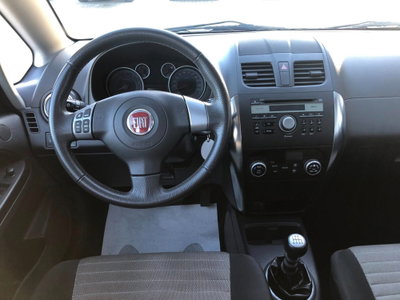 Fiat Sedici 2.0 MJT 16V DPF 4x4 Emotion (7)