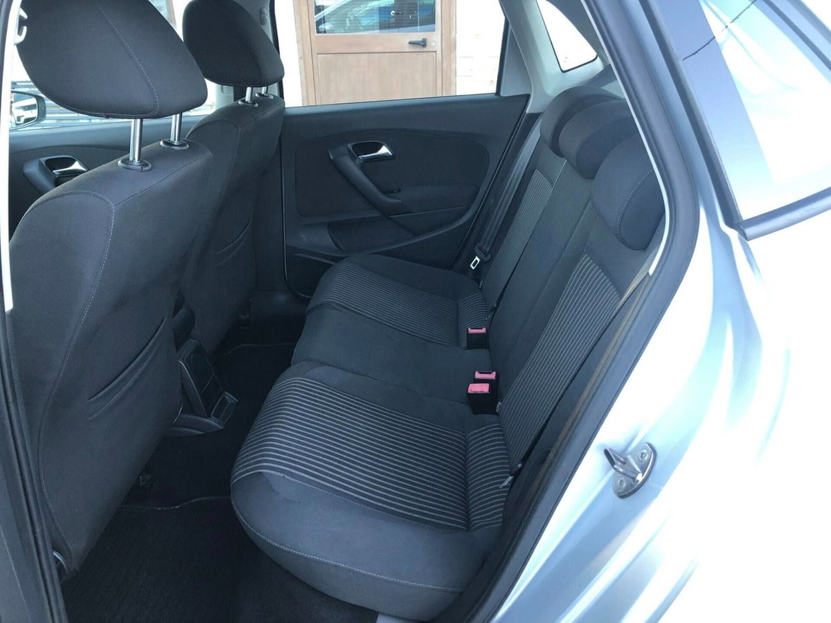 Volkswagen Polo 1.6 TDI 90CV DPF 5 porte Highline (11)